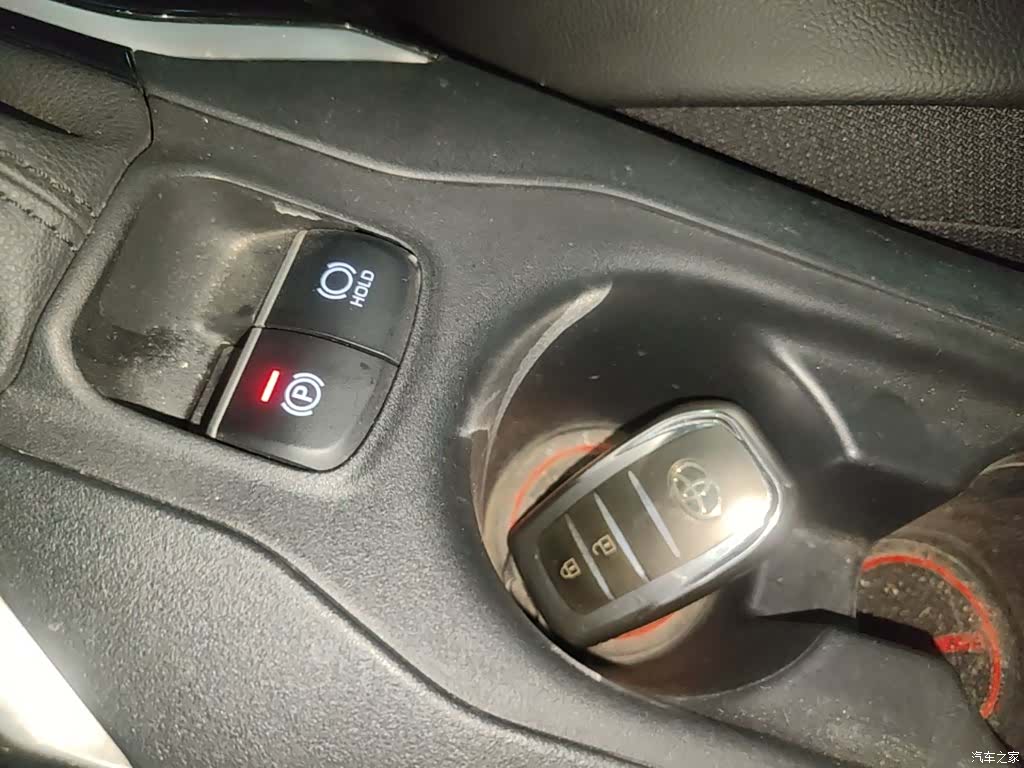 Toyota Frontlander, 2022 9