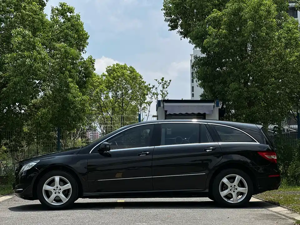 Mercedes-Benz R-class