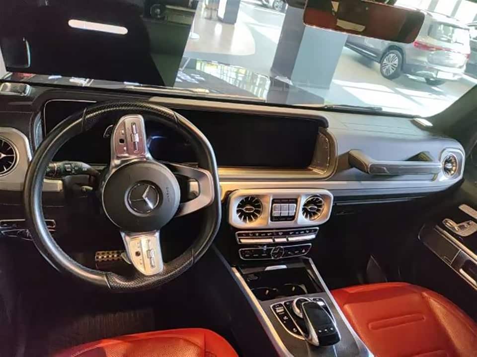 Mercedes-Benz G-class