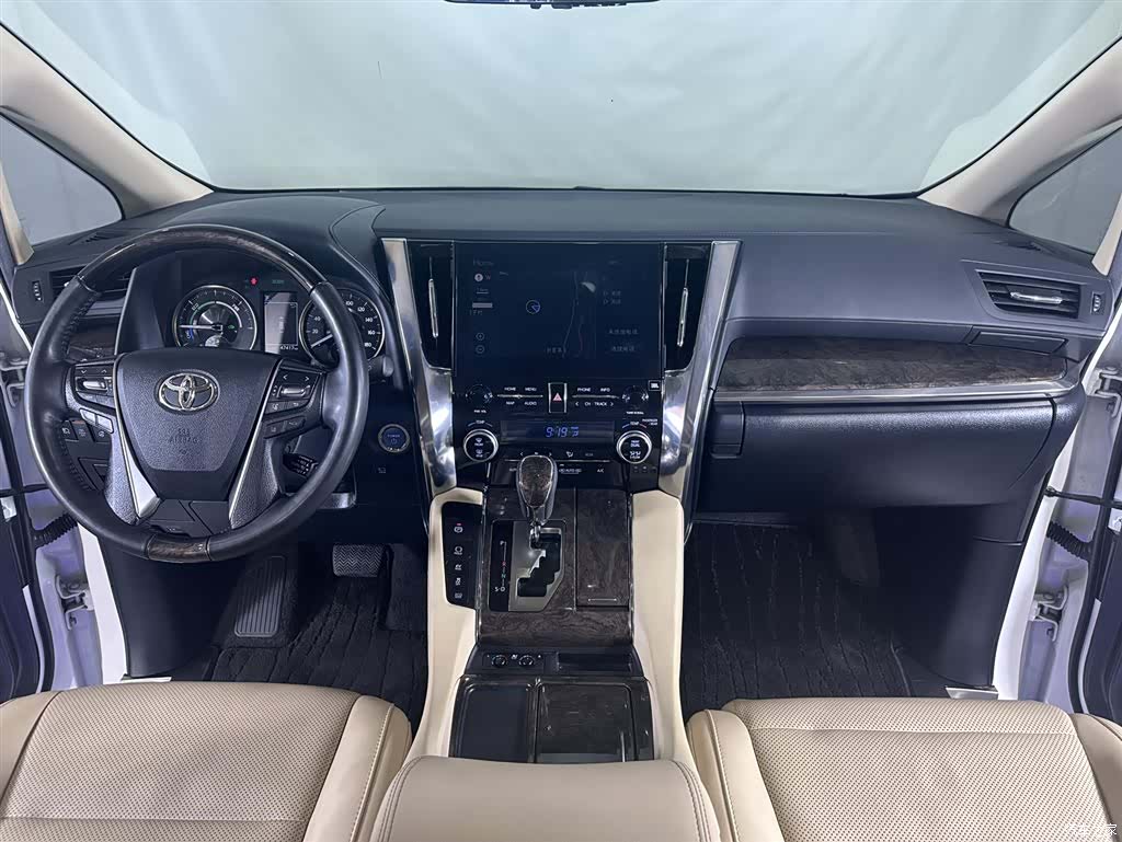 Toyota Vellfire, 2023 14
