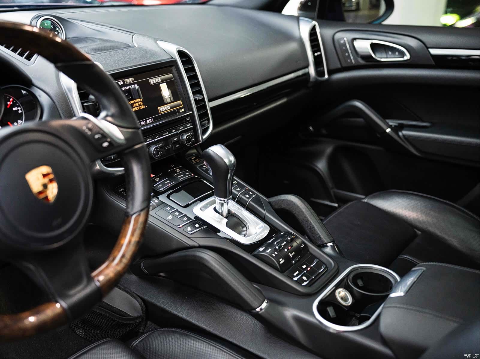 Porsche Cayenne, 2013 16
