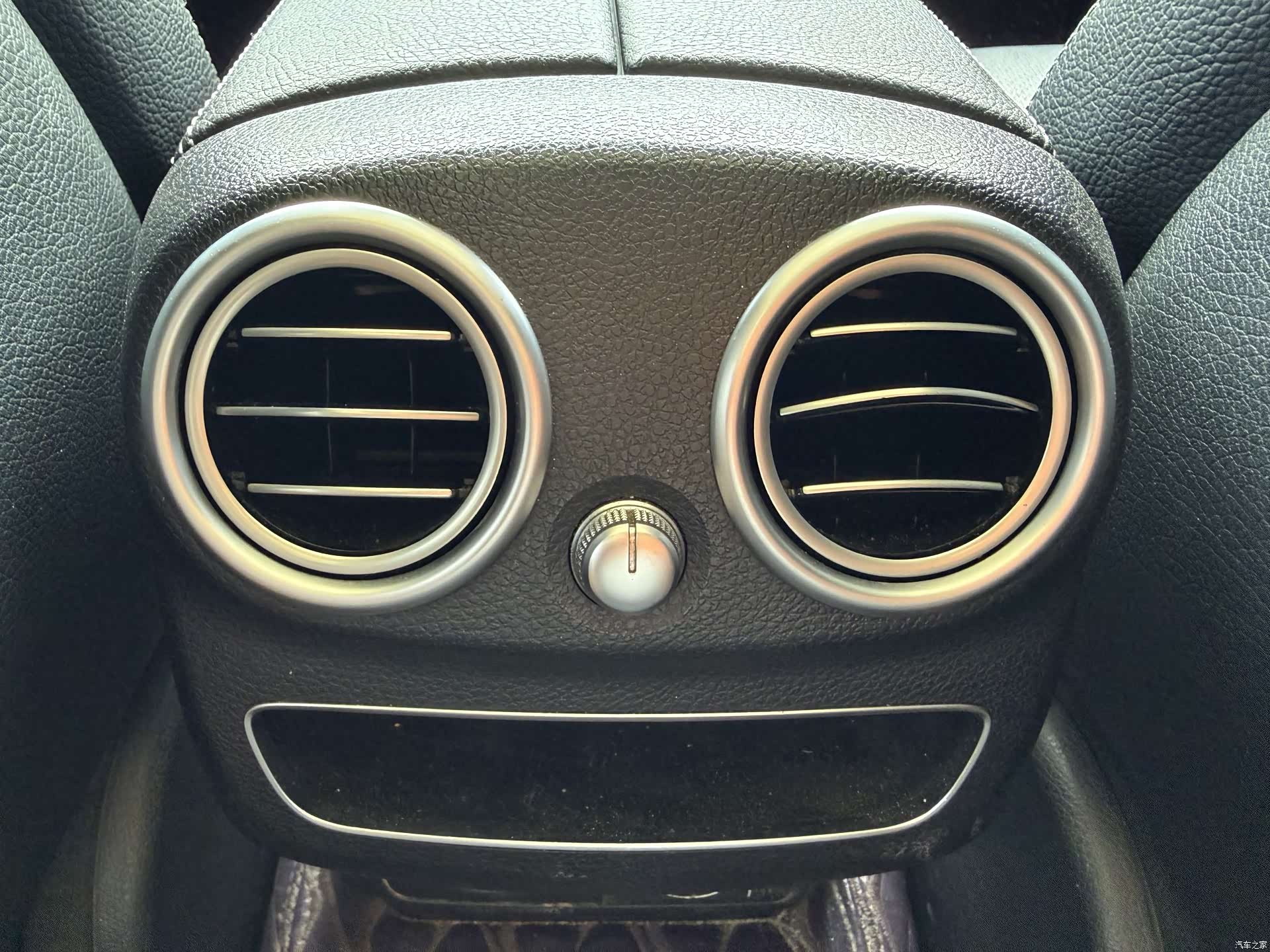 Mercedes-Benz C-Class, 2020 14