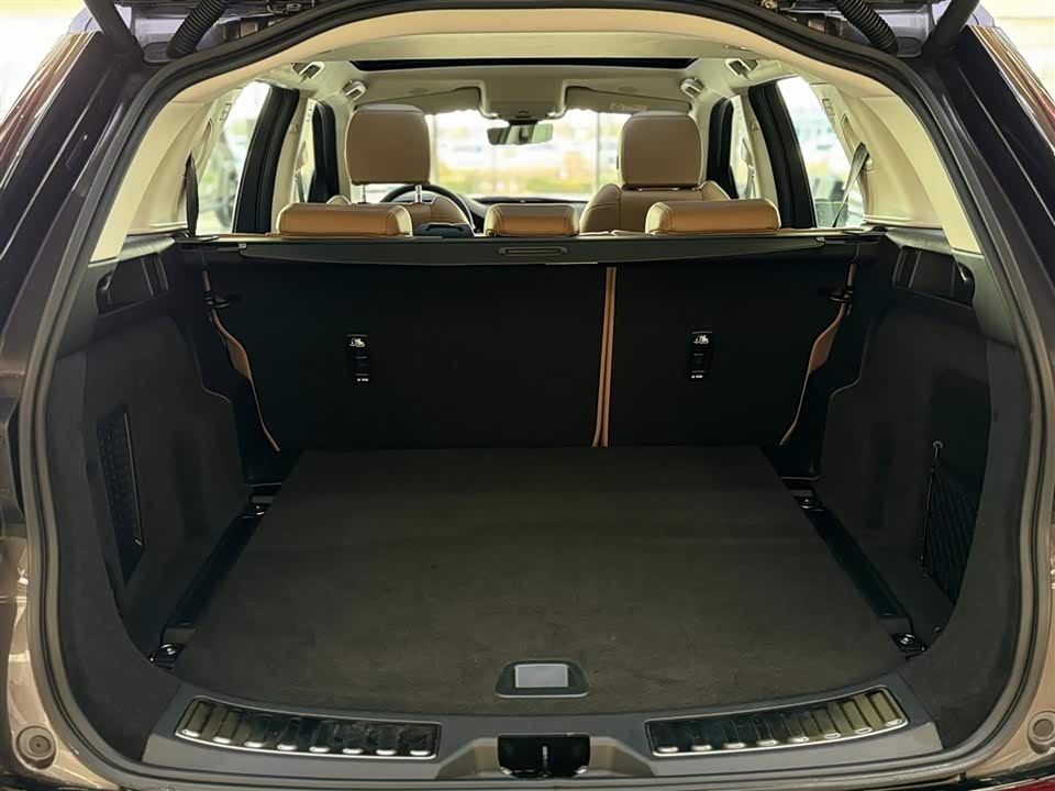 Land Rover Discover sports