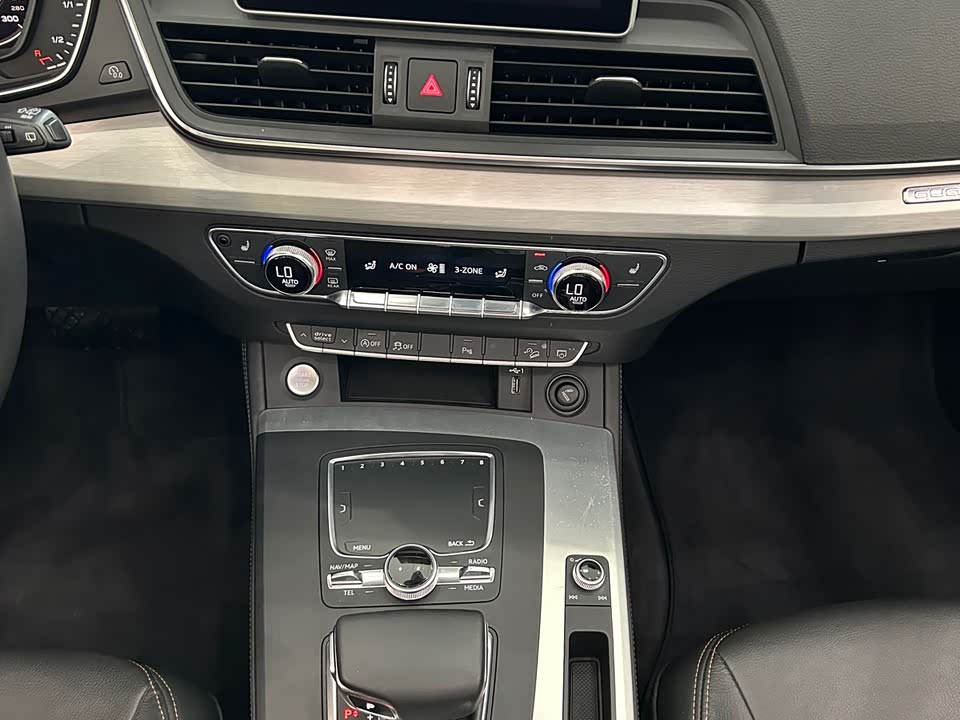 Audi Q5L Audi Q5L