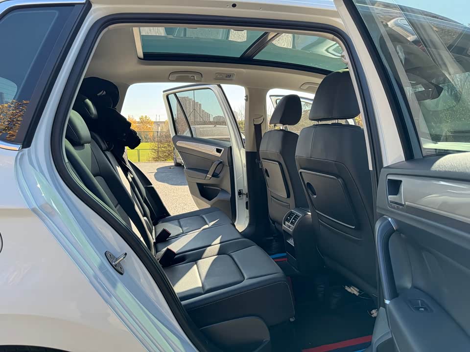 Volkswagen Golf*Jiayu