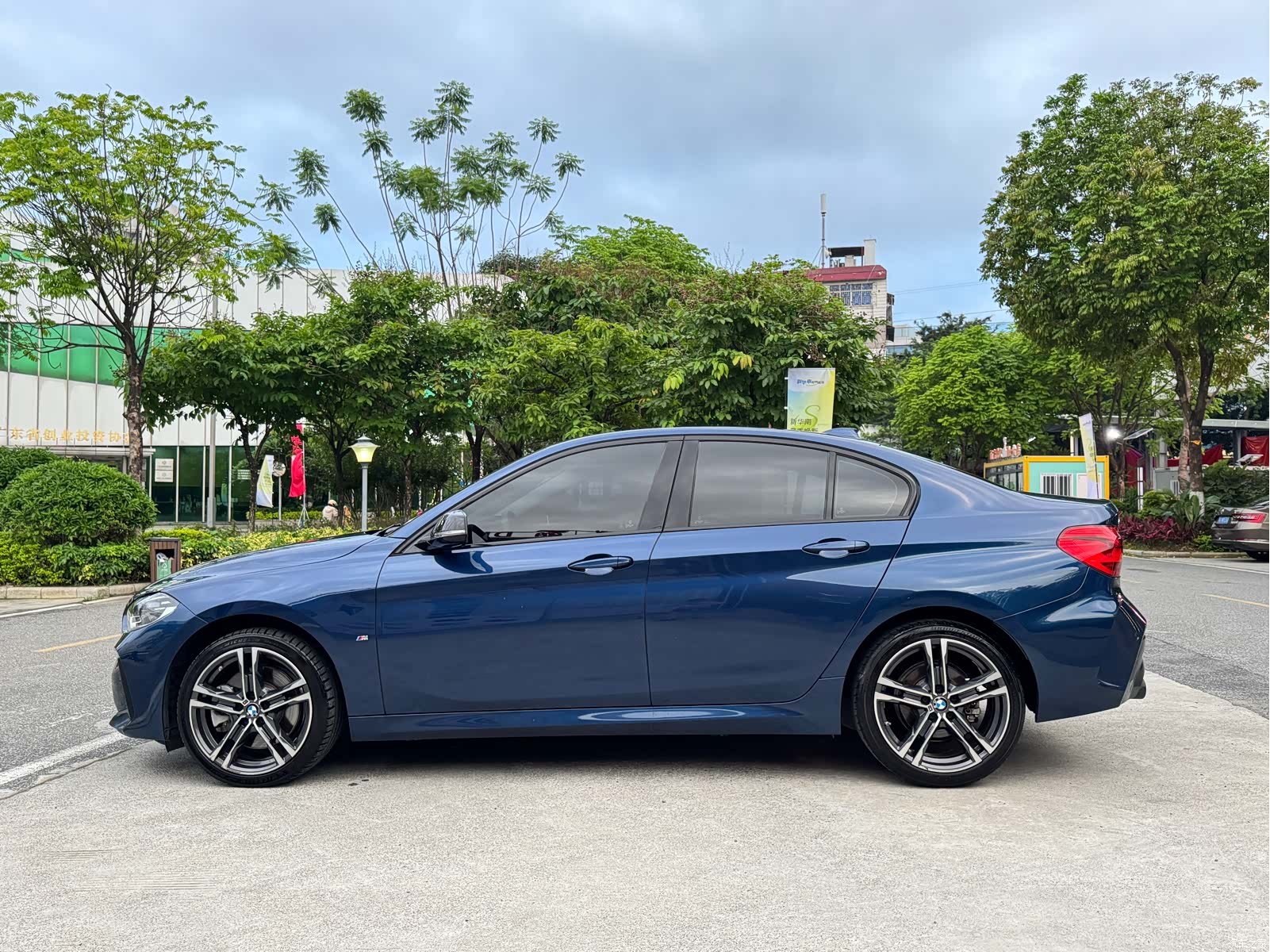BMW 1 Series, 2022 11