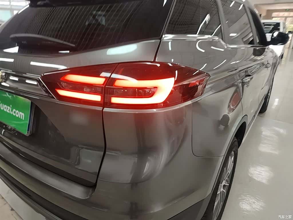 Geely Boyue, 2019 8