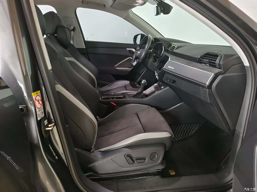 Audi Q3, 2023 9