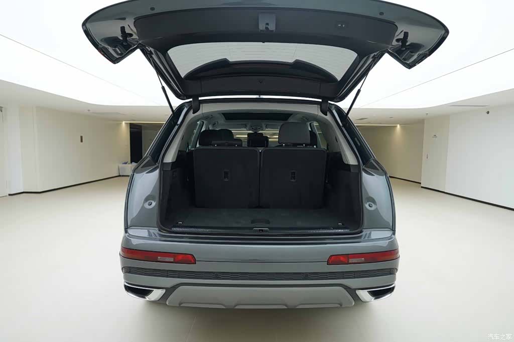 Audi Q7, 2021 6