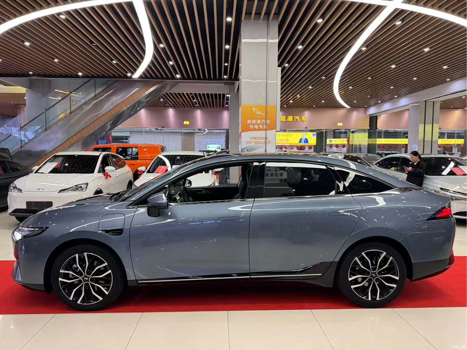Xpeng P5, 2022 4