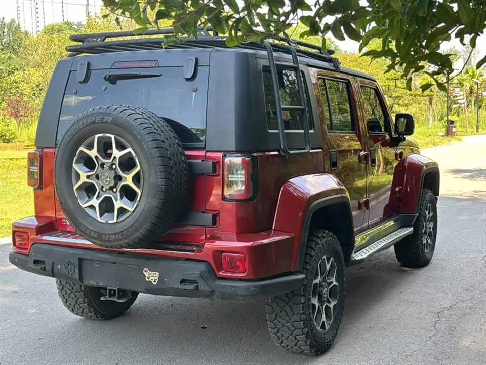Beijing BJ40