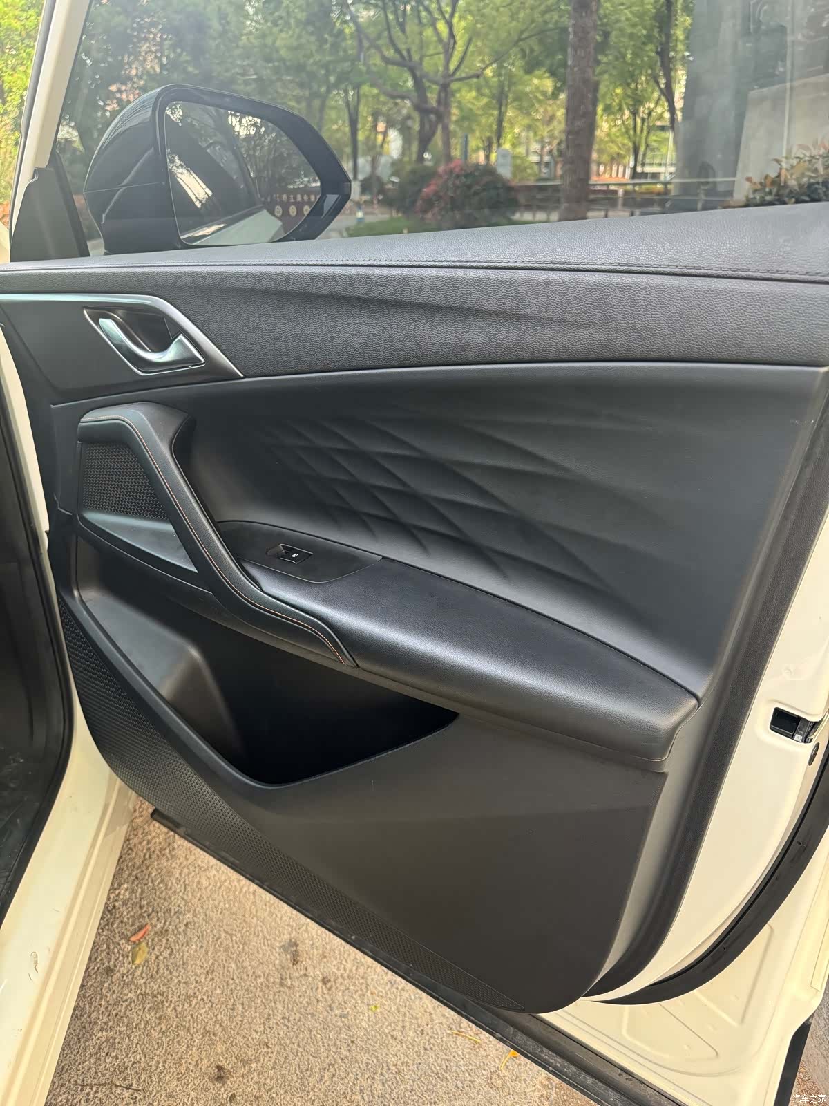 Roewe RX5, 2022 9