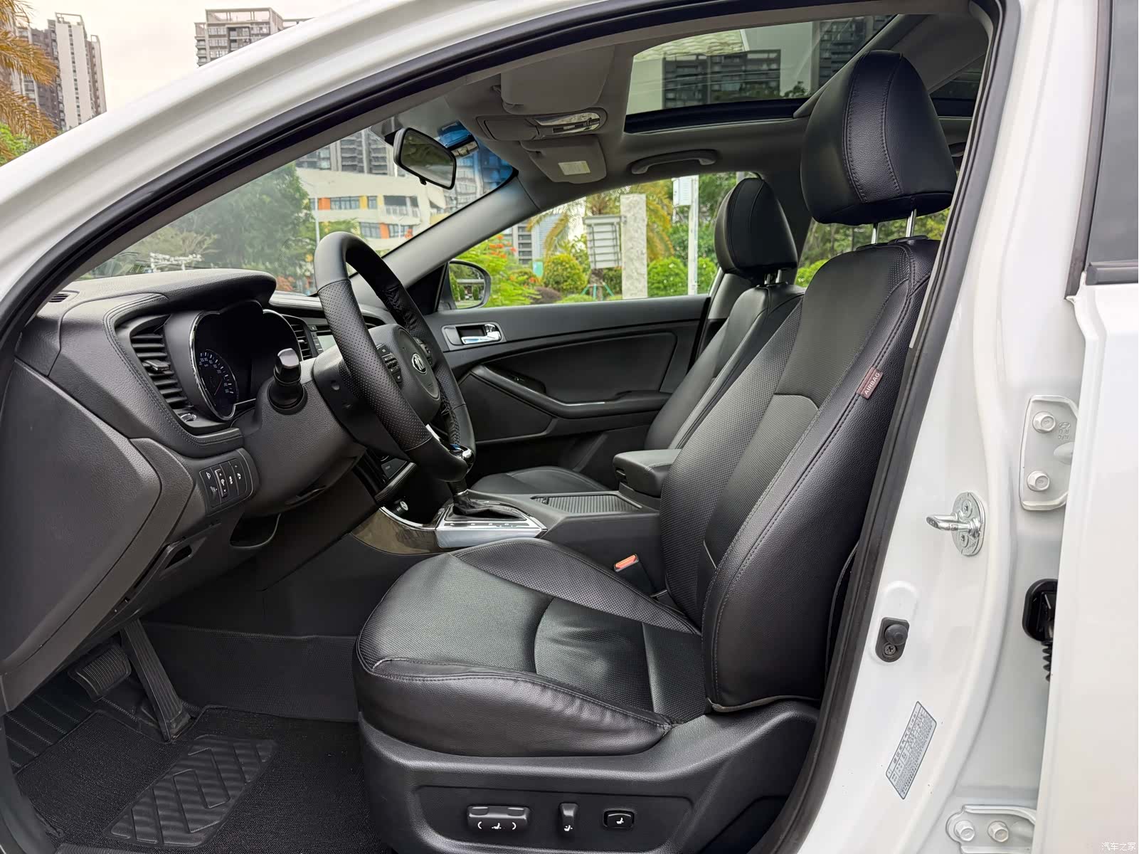 Kia K5, 2015 10