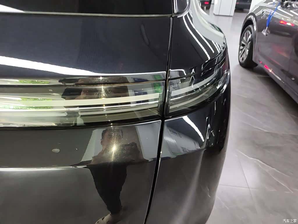 Li Auto L7, 2023 8