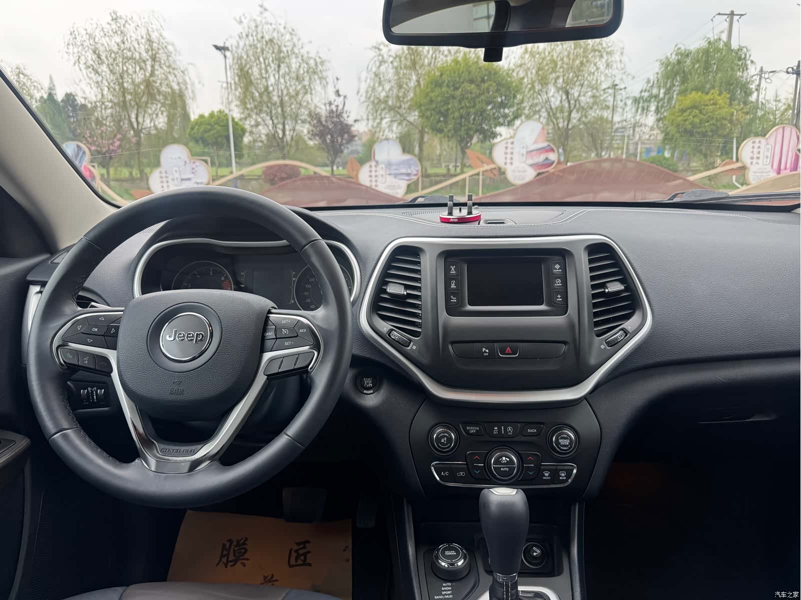 Jeep Cherokee, 2016 17