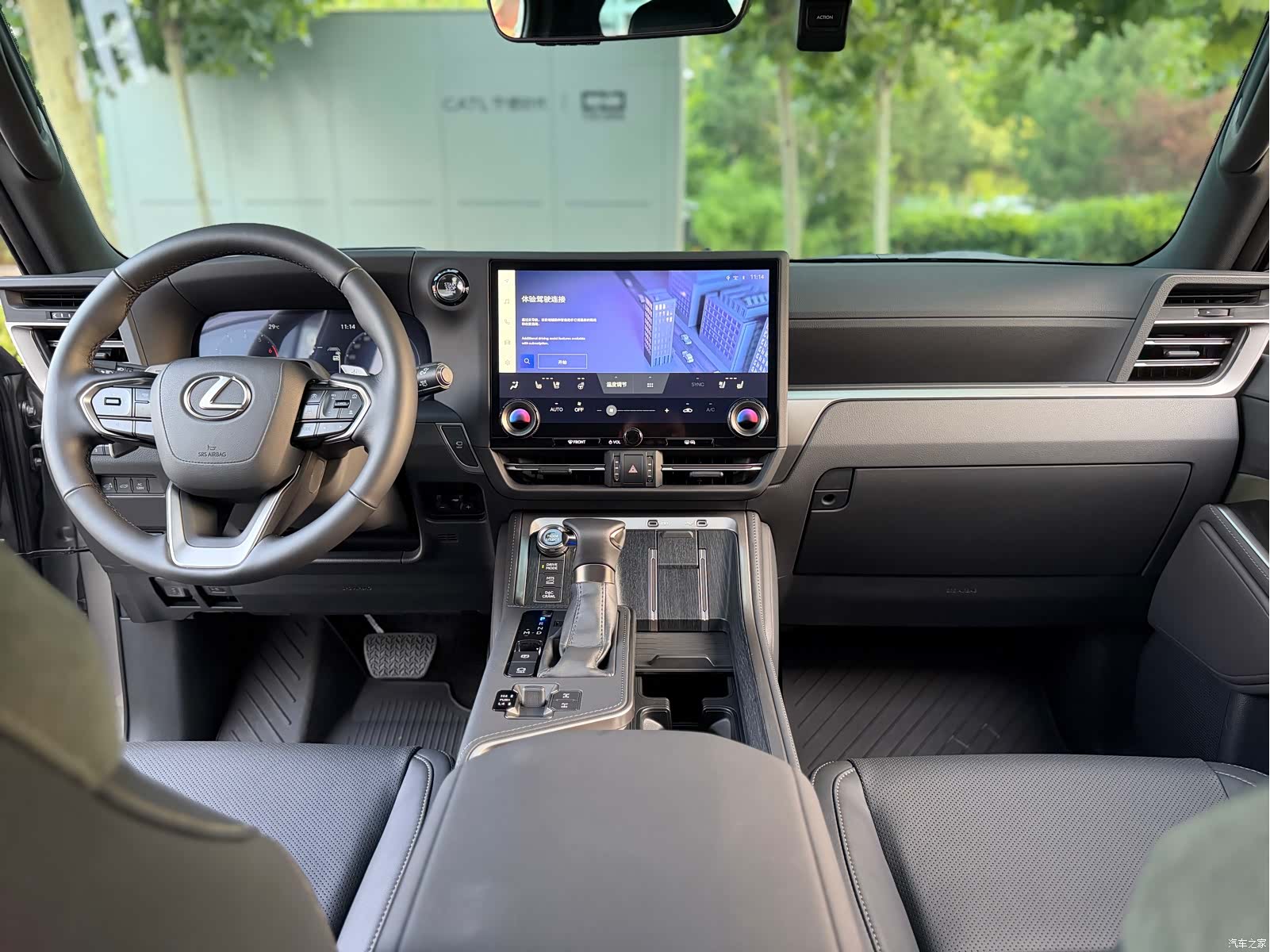 Lexus GX, 2026 12