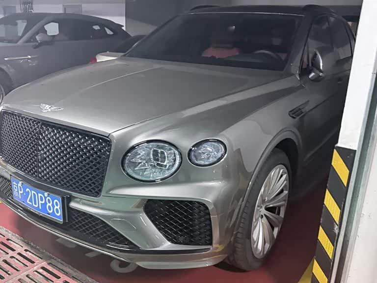 Bentley Tim Yue