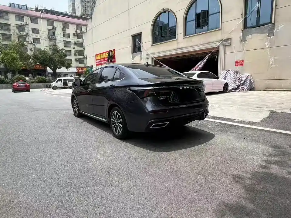 Chery Arrizo 5 PLUS