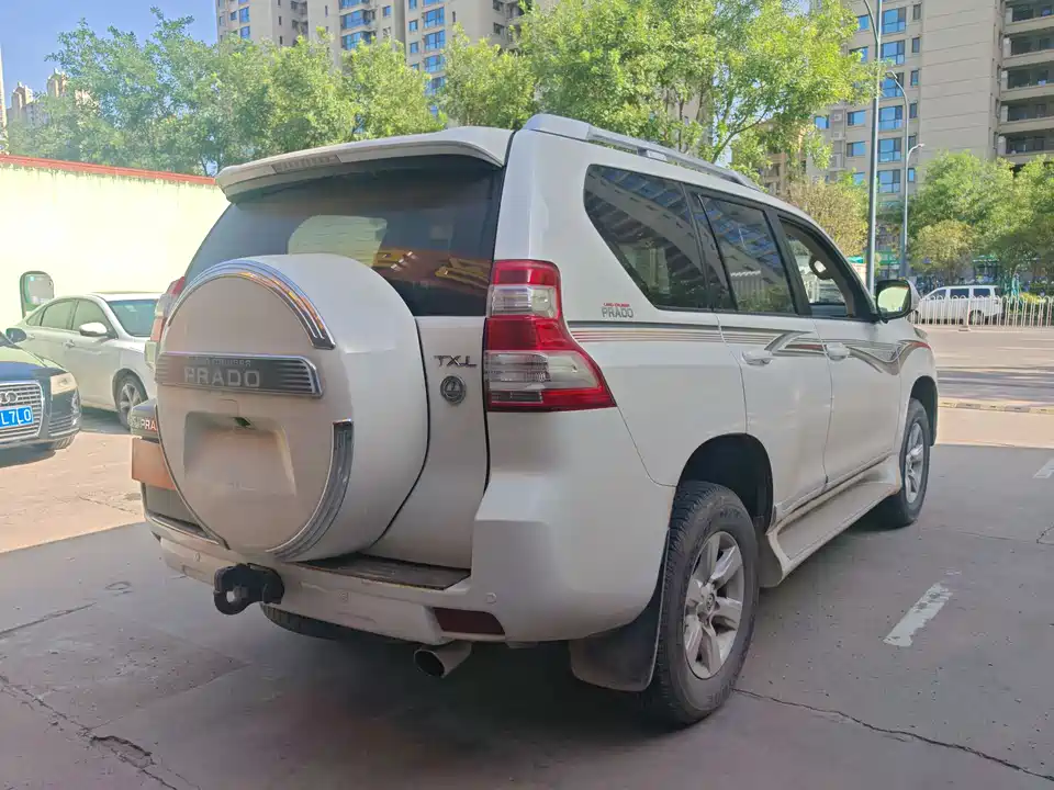 Toyota Prado