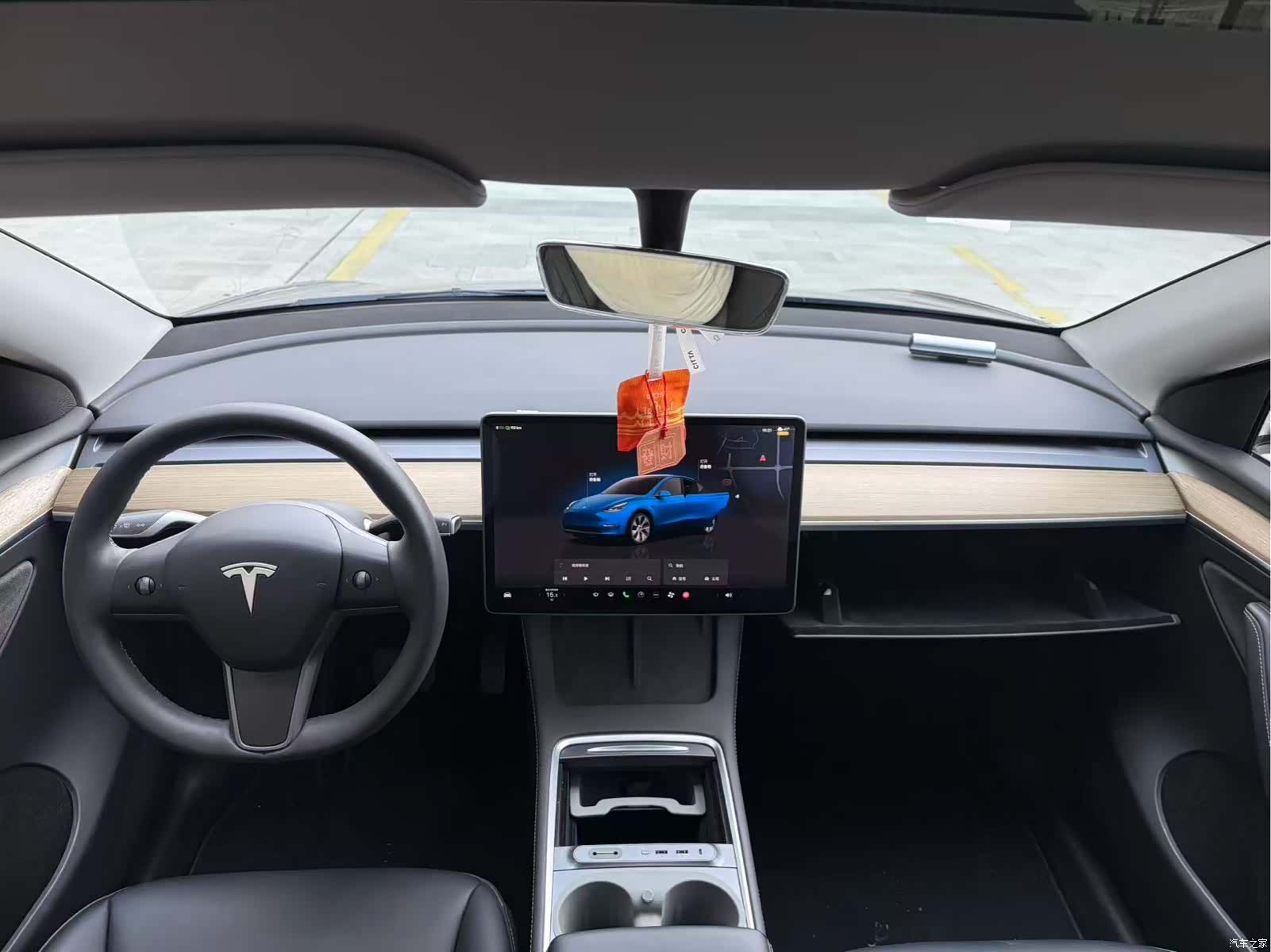 Tesla Model Y, 2023 8