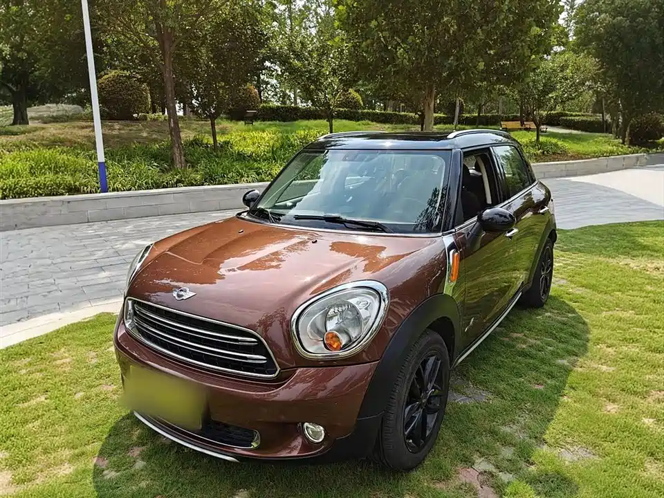MINI COUNTRYMAN