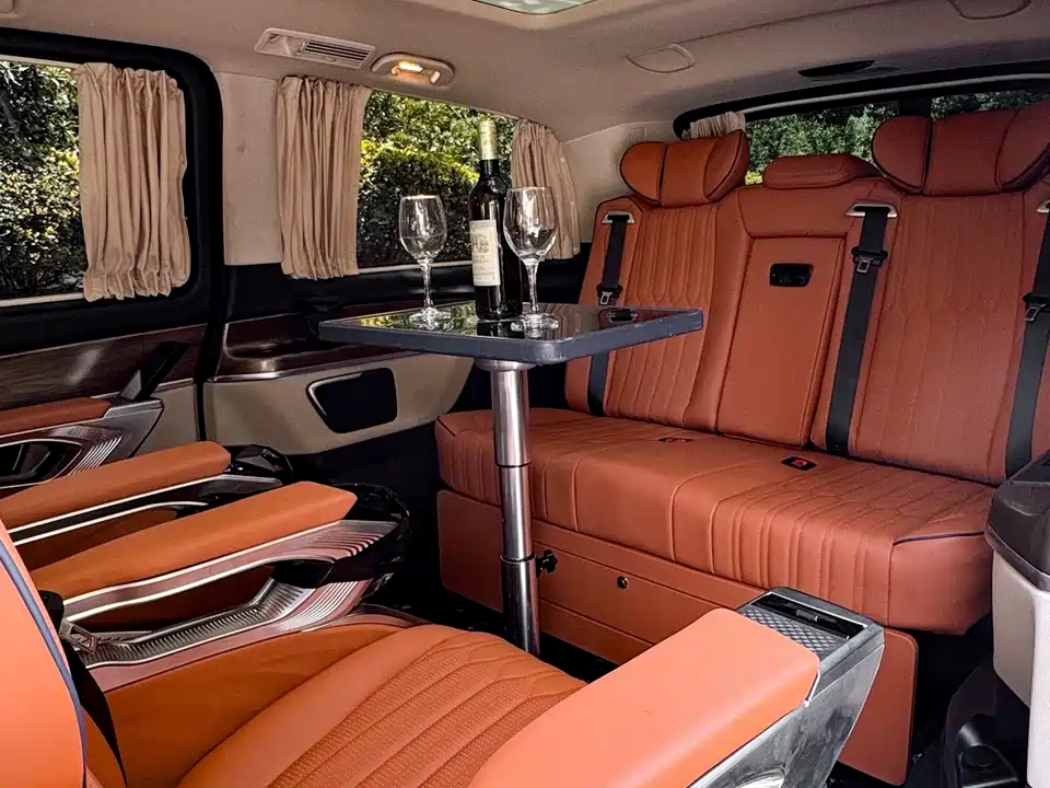 Mercedes-Benz V-class