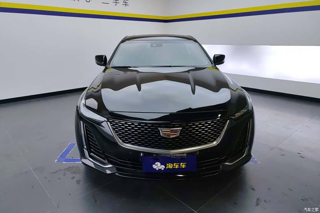 Cadillac CT5, 2023 2