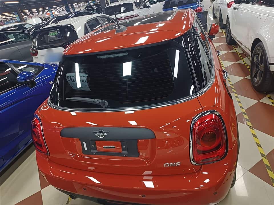 MINI MINI
