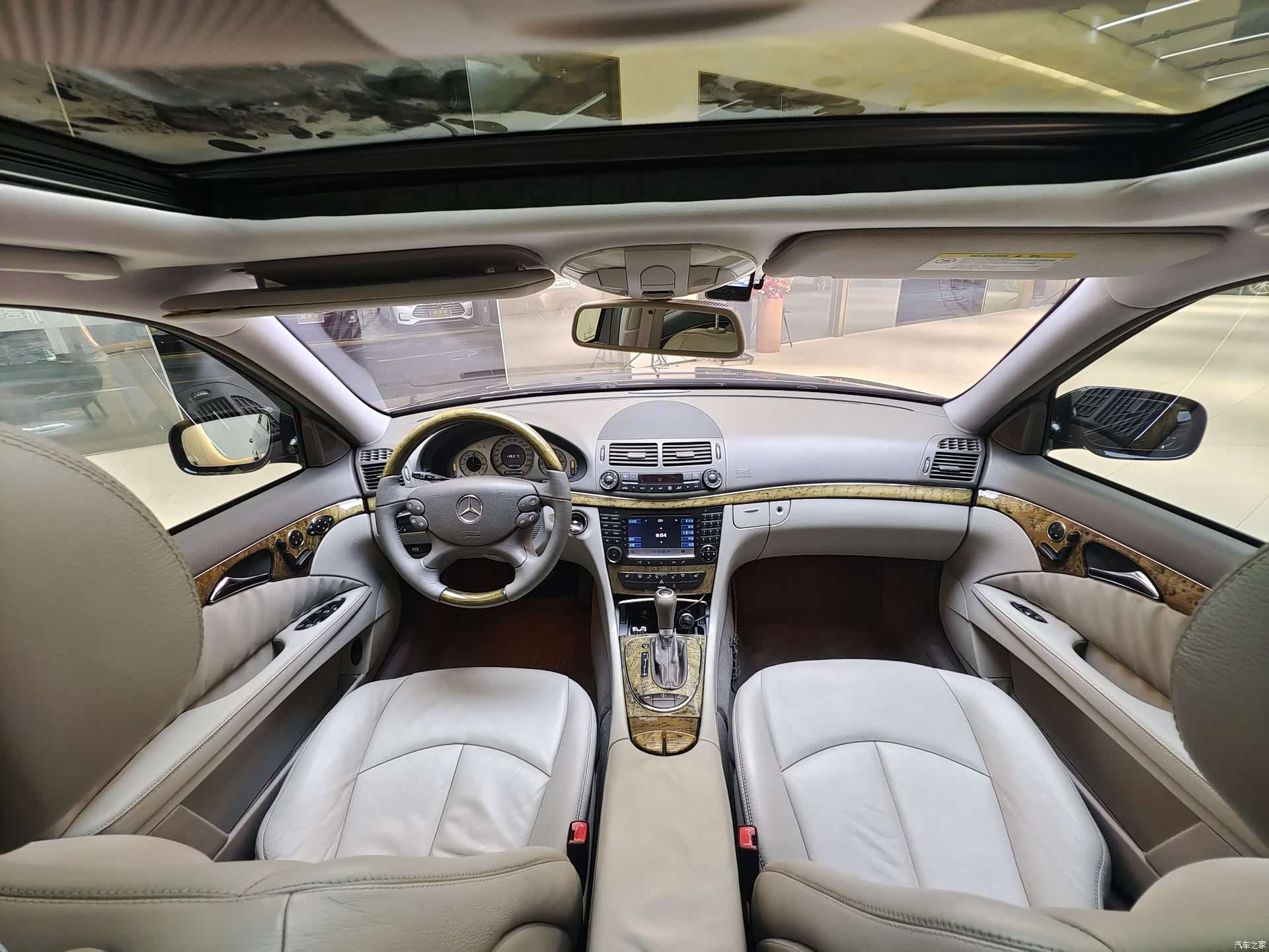 Mercedes-Benz E-Class, 2008 13