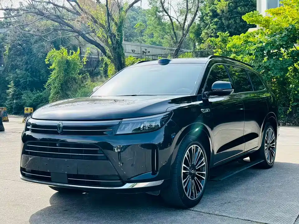 AITO Ask the world M7