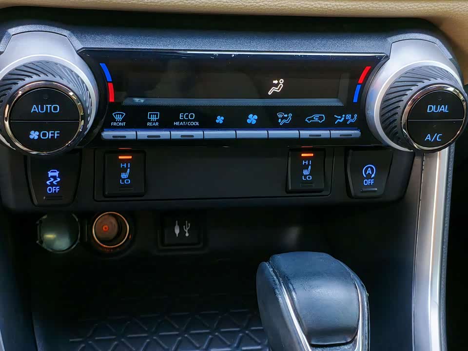 Toyota RAV4 Rongfang