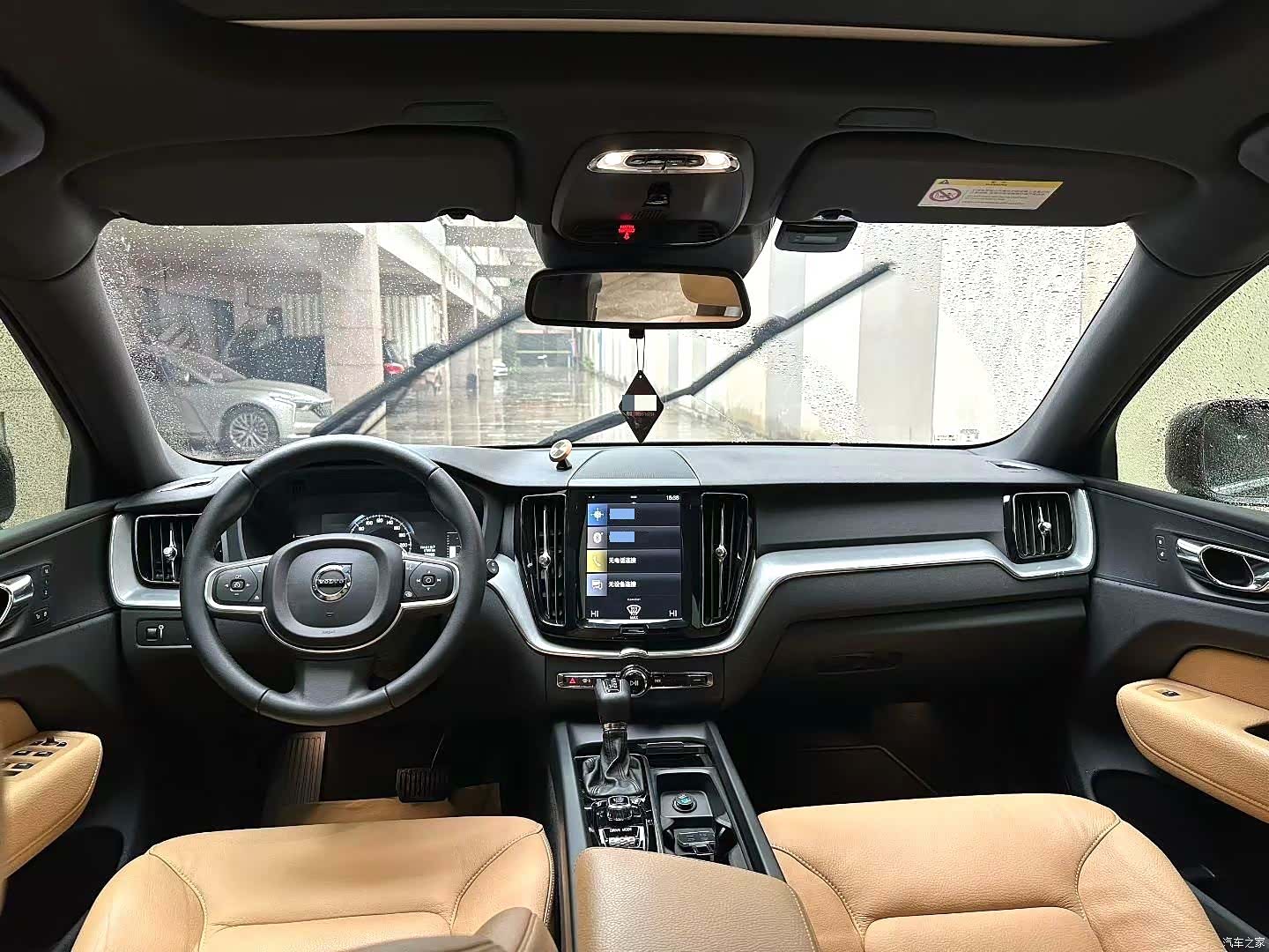 Volvo XC60, 2018 9