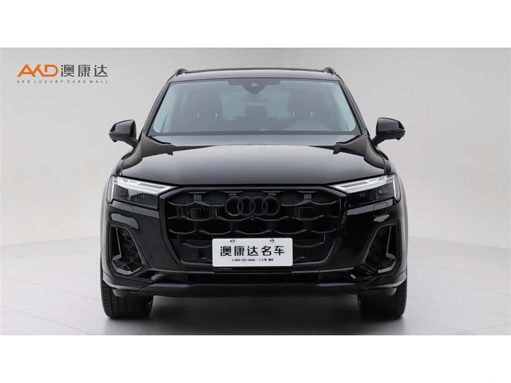 Audi Q7, 2025 2