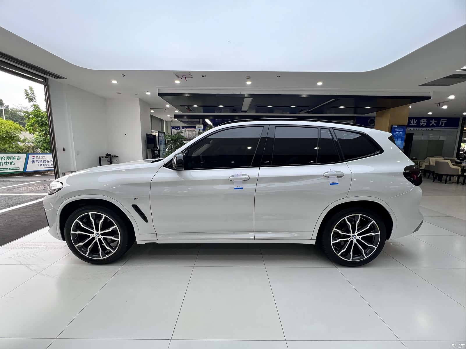BMW X3, 2022 все фото