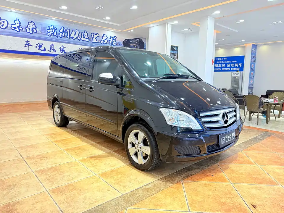Mercedes-Benz Viano