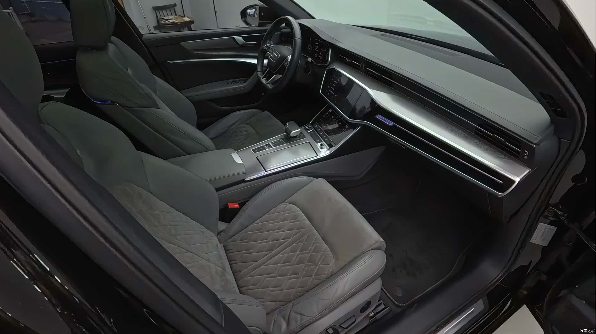 Audi A6L, 2021 15