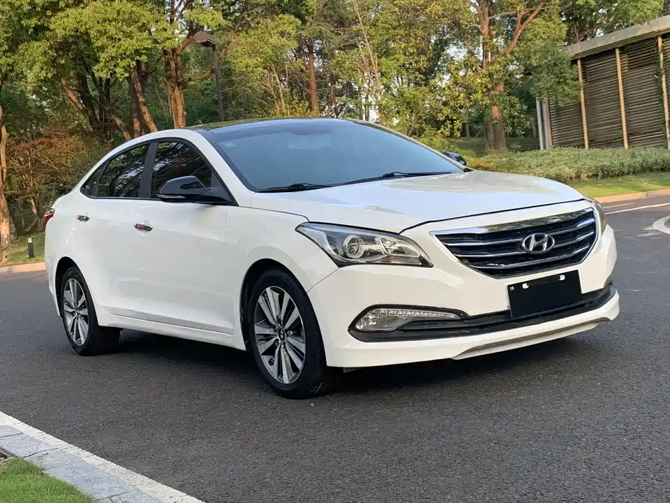 Hyundai Name picture