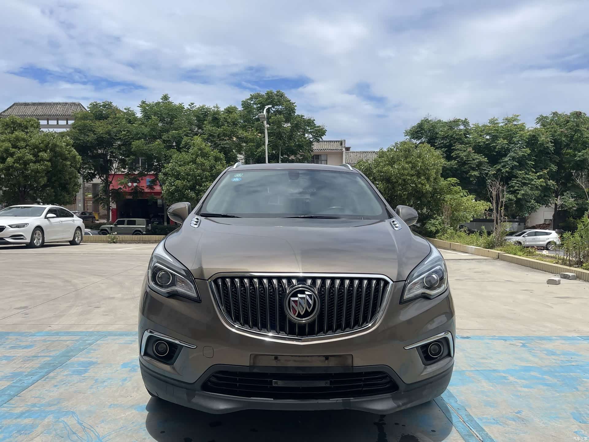 Buick Envision Plus, 2017 1