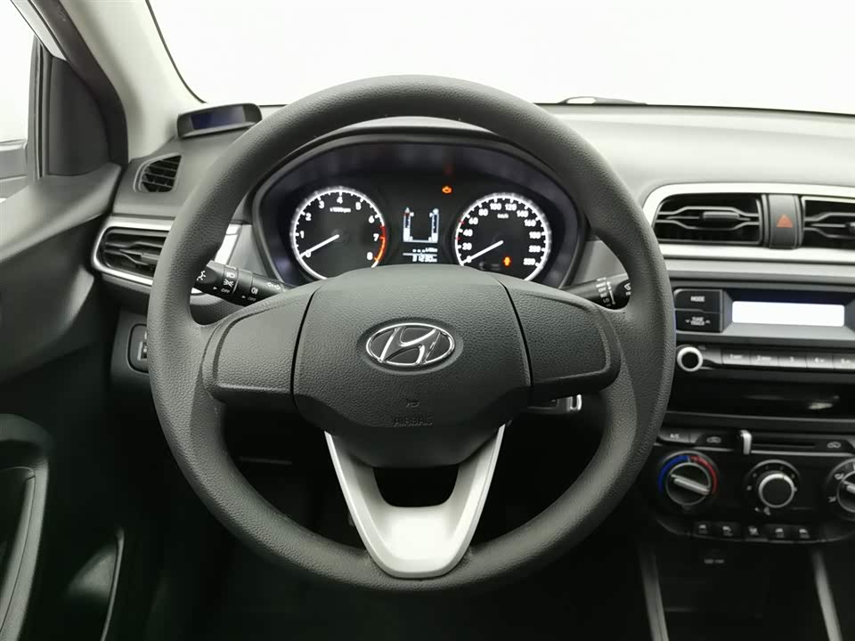 Hyundai Rena