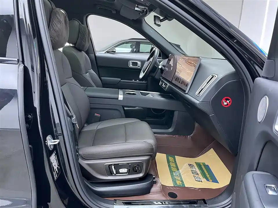 Li Auto Ideal L8