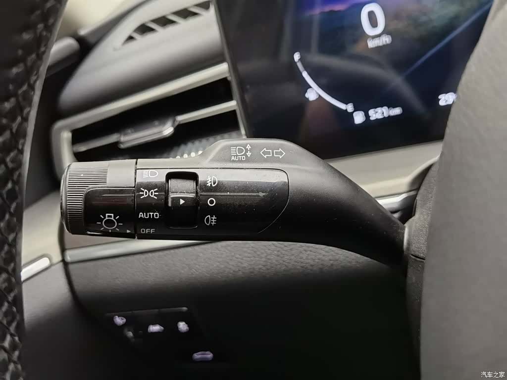 Kia K5, 2022 21
