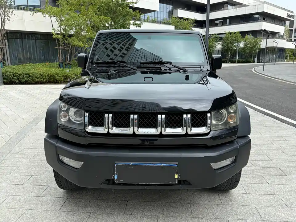 Beijing BJ40