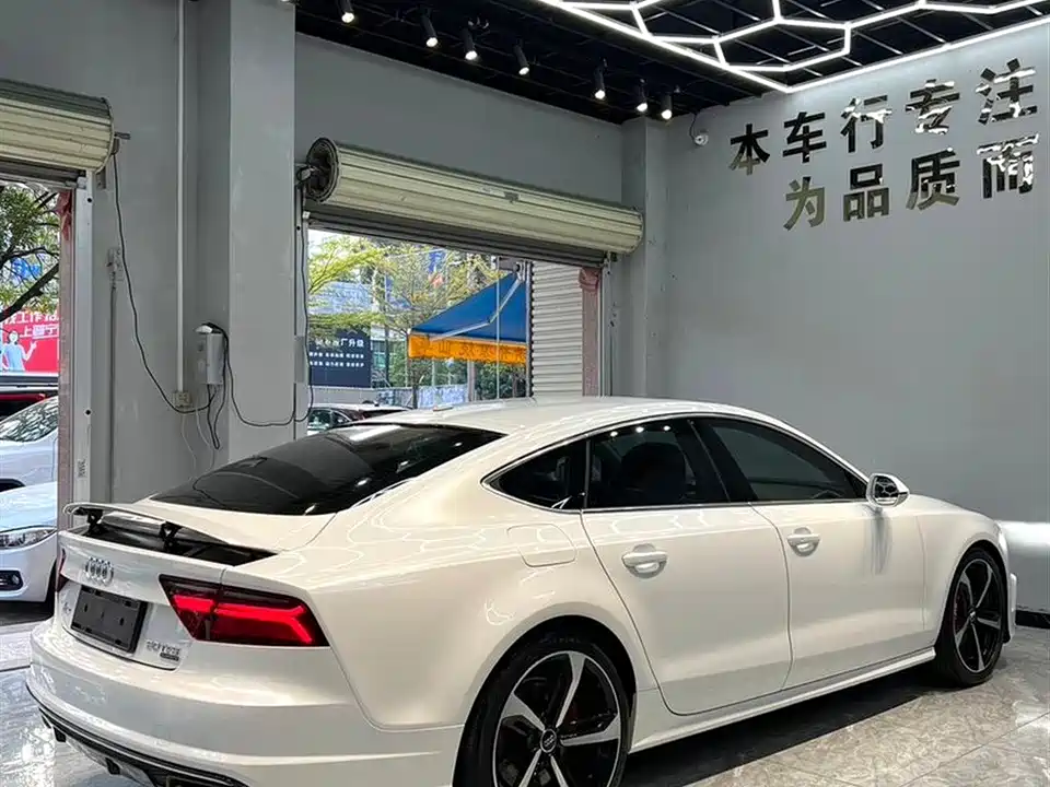 Audi A7