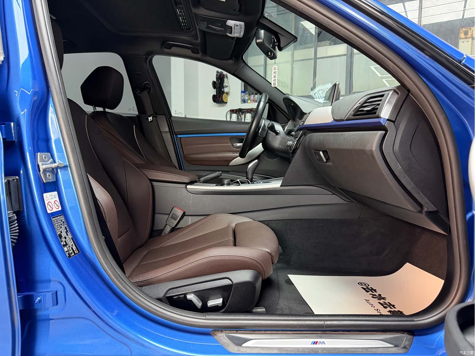 BMW 3 Series, 2018 все фото
