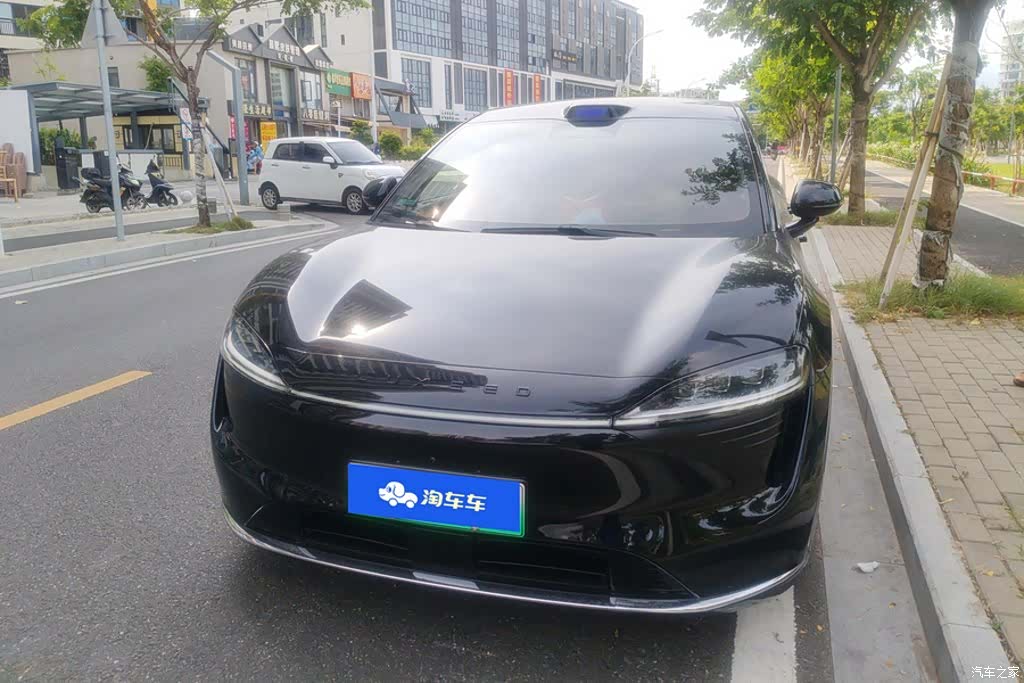 Luxeed R7, 2025 2