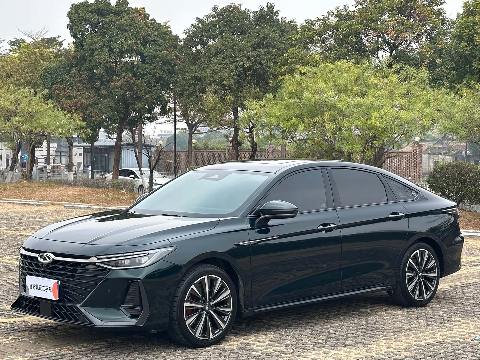 Chery Arrizo 8