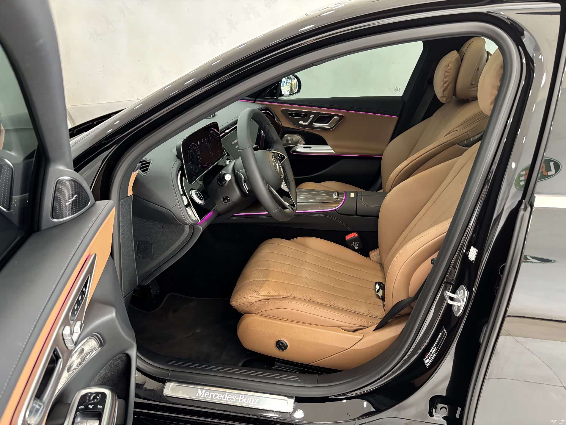 Mercedes-Benz E-Class, 2026 13