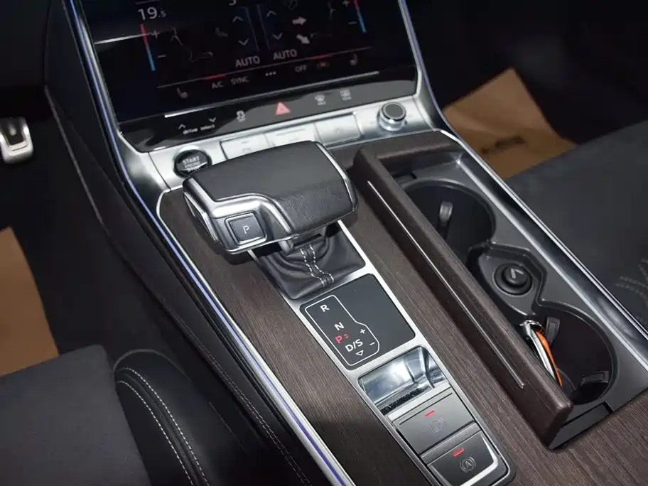 Audi A7L Audi A7L