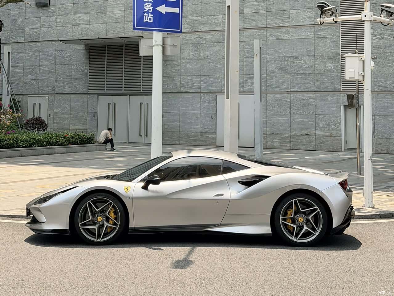 Ferrari F8, 2020 3