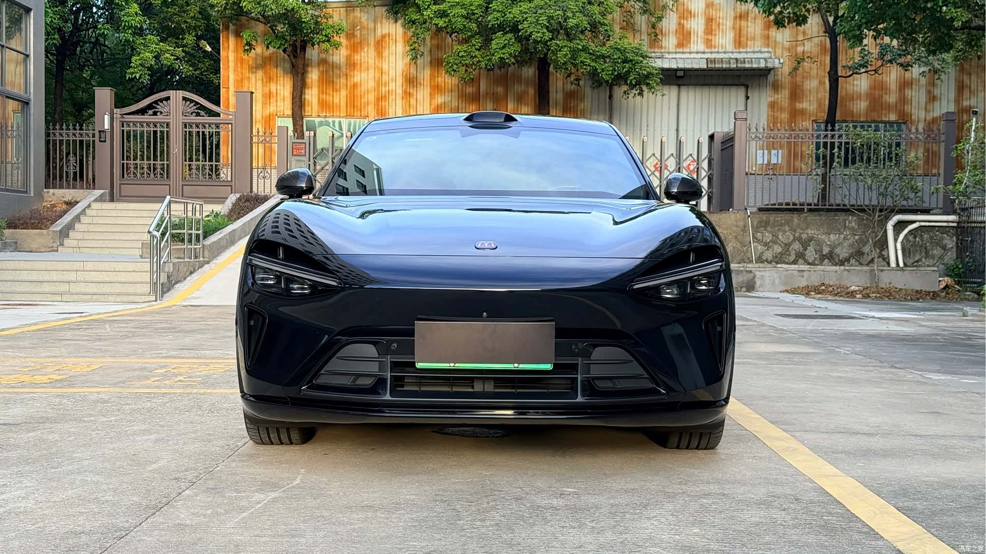 Xiaomi YU7, 2025 2